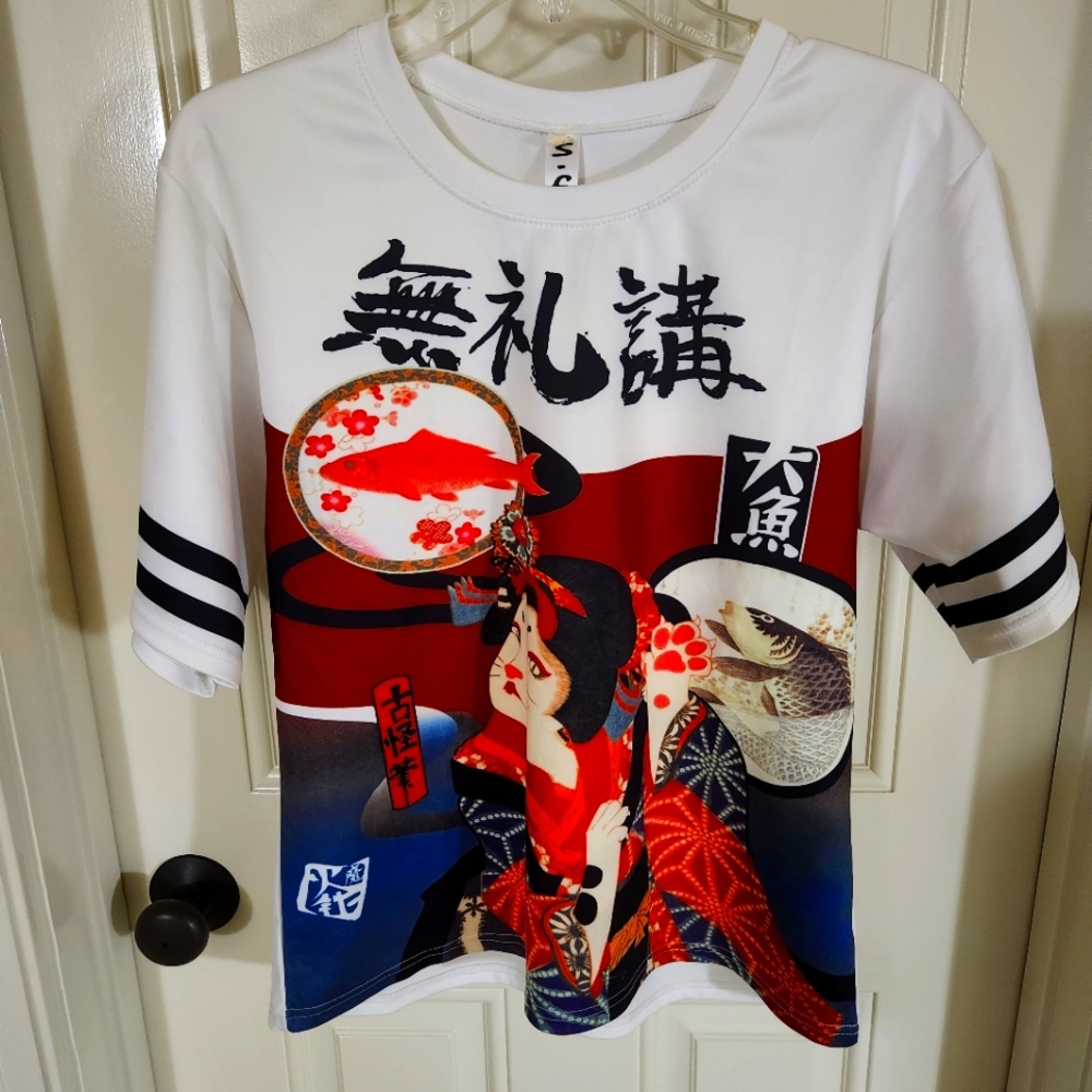 Cat-themed Harajuku top, size Medium.  Excellent used condition